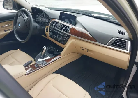 2017 BMW 320I xDrive из США, поврежденный, VIN WBA8E5G38HNU44076